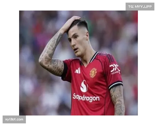 莱比锡前锋谢什科赛后谈球队快速转换战术的默契养成